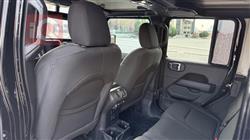 جیپ رانگلەر